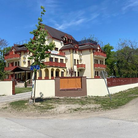 Guest House Vila Lujza Palić Pokoj fotografie