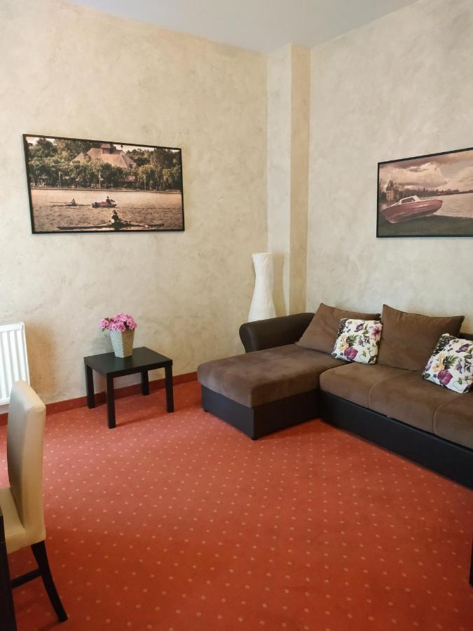 Guest House Vila Lujza Palić Exteriér fotografie