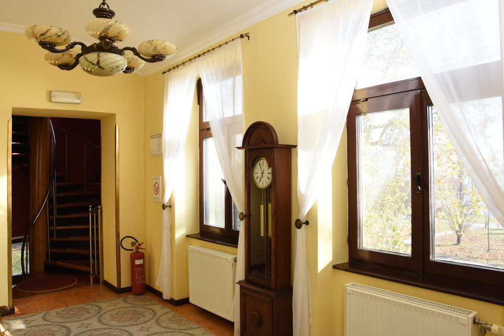 Guest House Vila Lujza Palić Exteriér fotografie