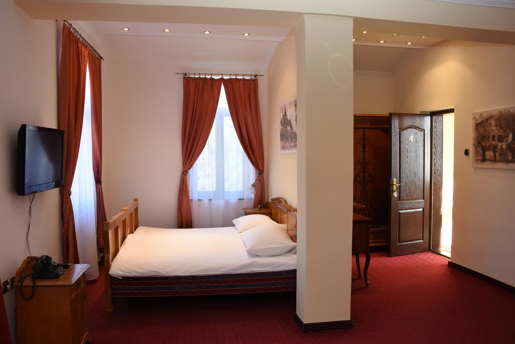 Guest House Vila Lujza Palić Exteriér fotografie