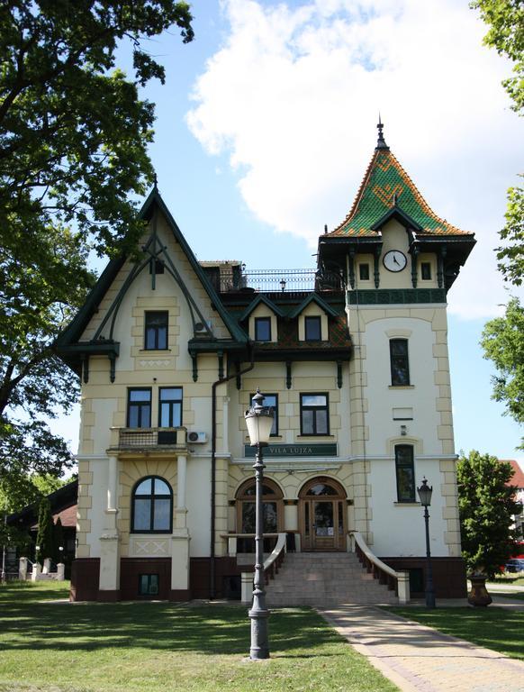 Guest House Vila Lujza Palić Exteriér fotografie